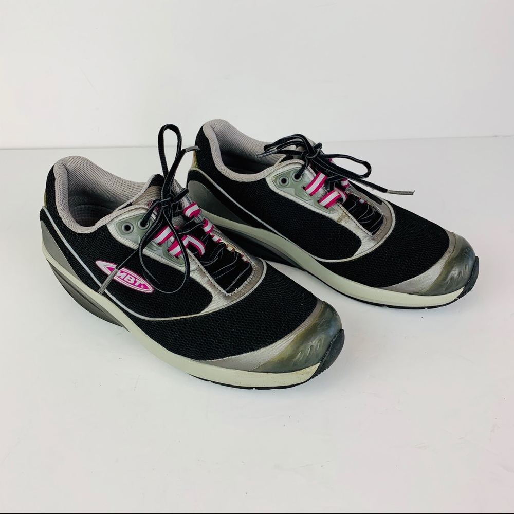 MBT Rocker Shoes 7.5 Black Silver 400212-03 Lace
